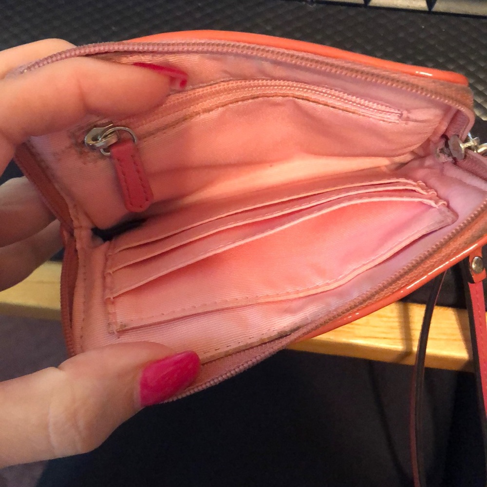 Coach wristlet - Picture 4 of 6